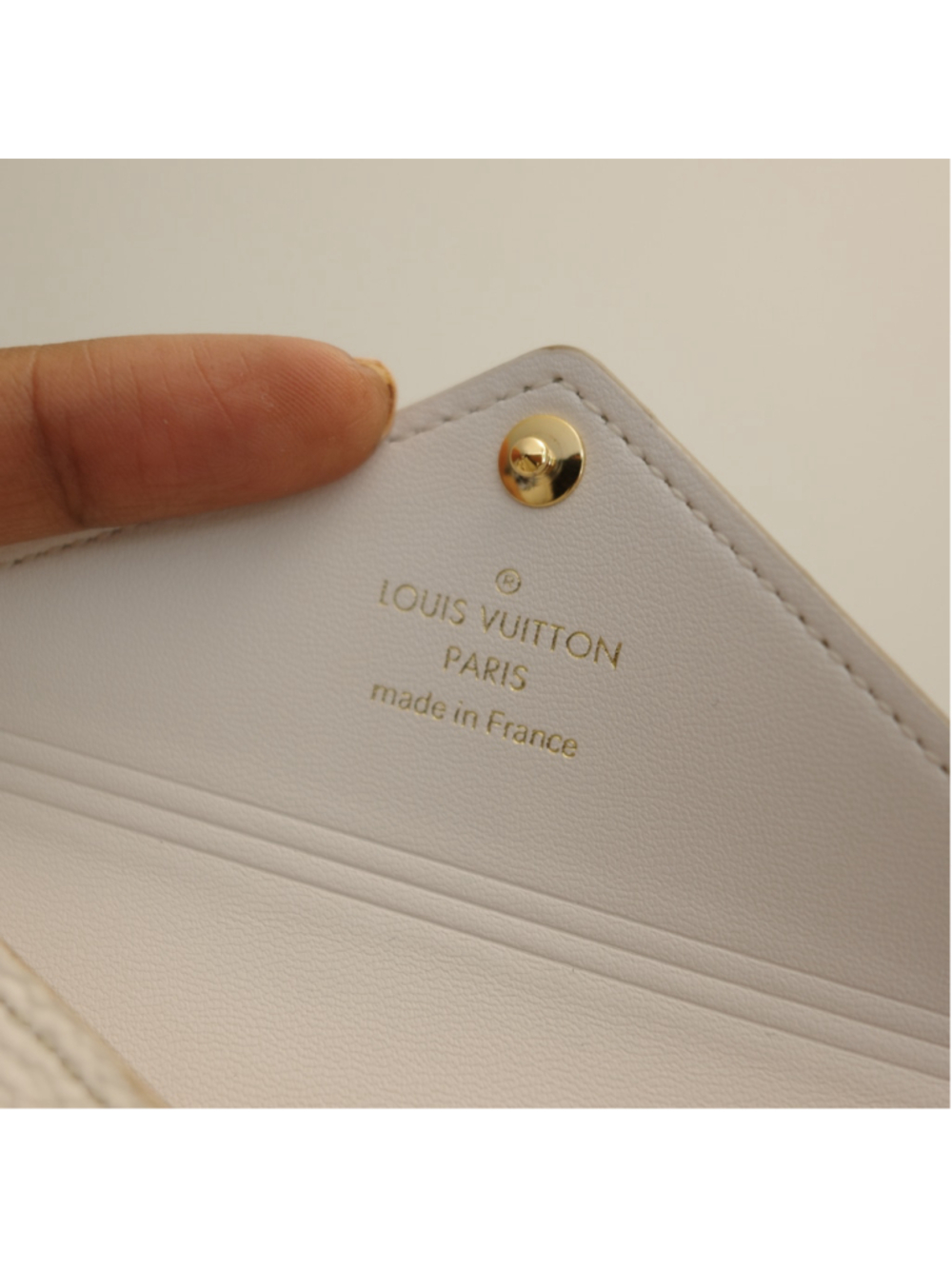Louis Vuitton Kirigami Pochette Small Size Only - Picture 2 of 5